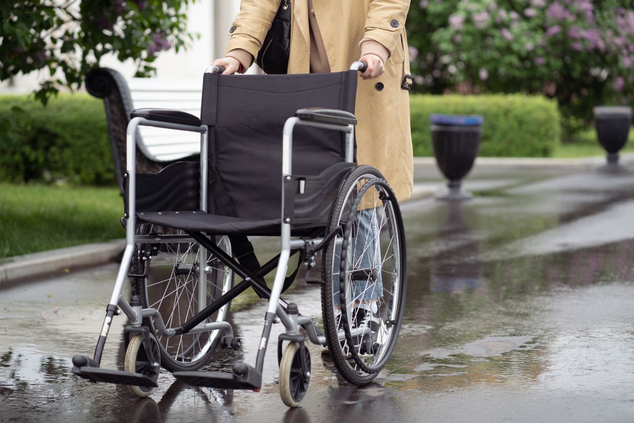 Do Sidewalks Have to Be ADA Compliant? California Legal & Technical Guide 